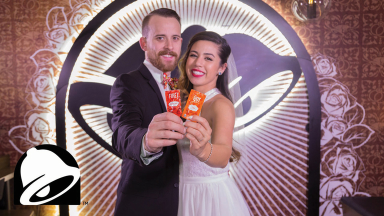 ¡Casamientos en el Taco Bell de Las Vegas! ¡Insólito!