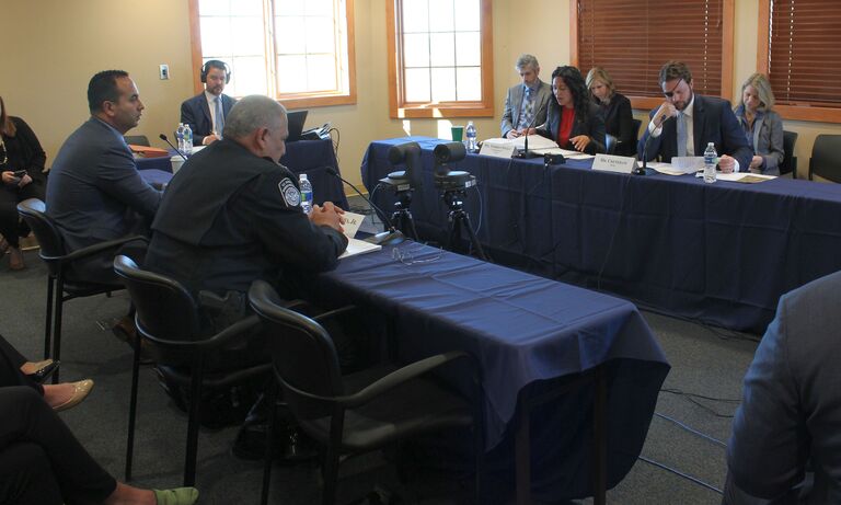 Cruces internacionales: Importante reunión en Santa Teresa
