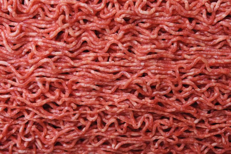Carne molida vendida en Walmart puede estar contaminada