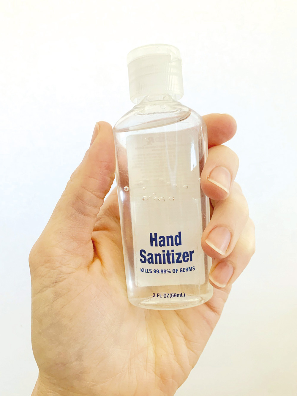 Retiran más desinfectantes de manos