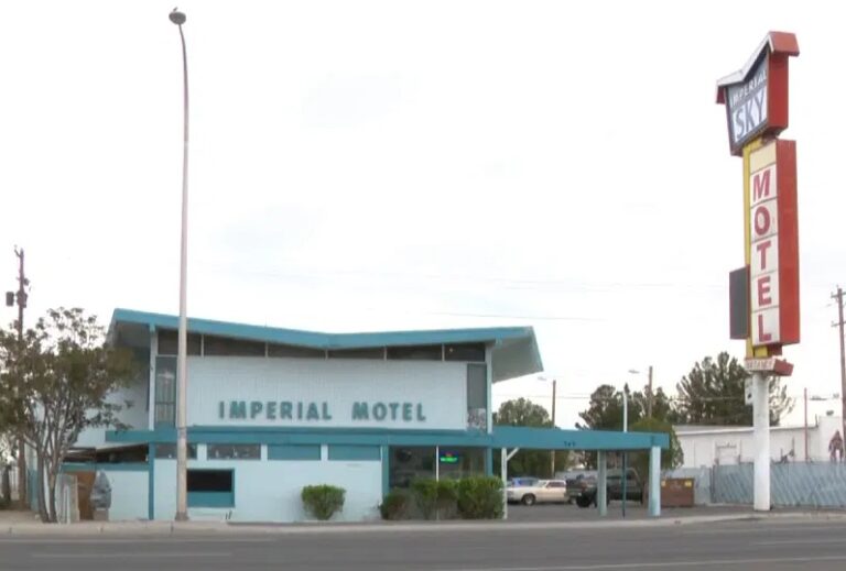 Las Cruces: Choque contra Imperial Sky Motel deja herido y un muerto   