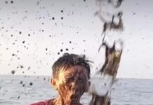 ¡INSÓLITO! La venganza del calamar contra el pescador